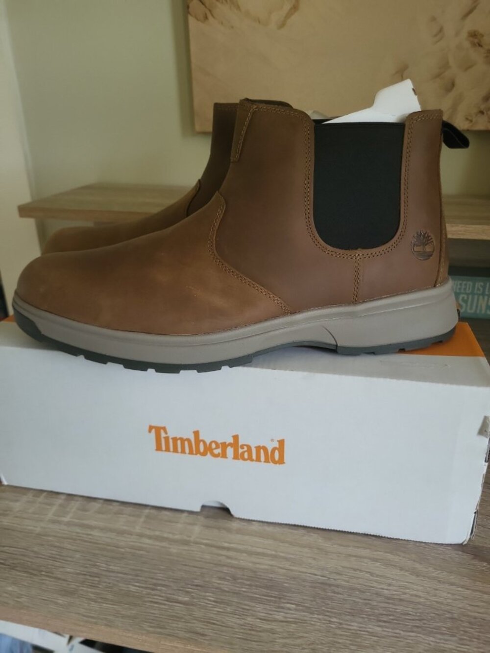 NEW! Men's Timberland Atwells Ave Mid Chelsea Boot Brown Size 11